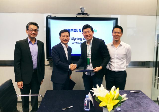 Lee-Sangchul,-President-and-CEO,-Samsung-Electronics,-SEA-Oceania,-and-Anthony-Tan,-Group-CEO-and-Co-founder,-Grab
