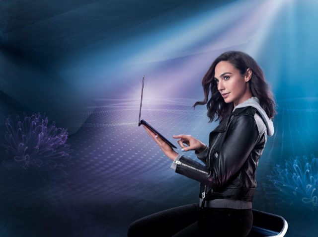 Gal Gadot_ZenBook S